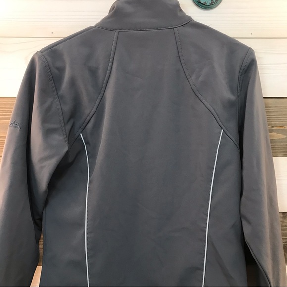 Snozu ⚜️ Gray Jacket - Picture 12 of 15